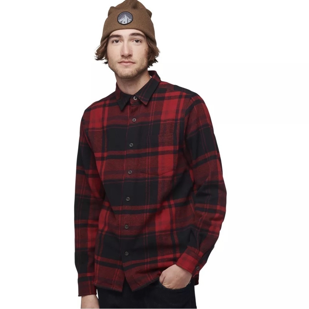 BLACK DIAMOND Red and Black Plaid Button-Up Shirt Size Medium